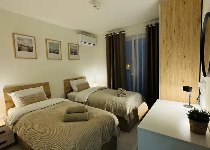 Seeyou * St. Paul's Bay